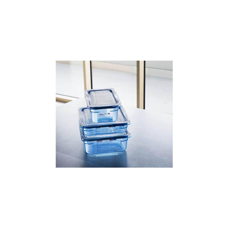 Light blue plastic 1/3 container with lid height 6.5 cm