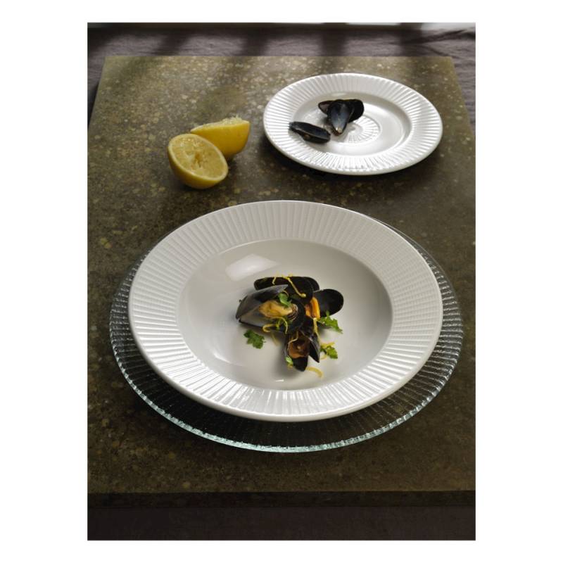 Steelite Willow Distinction white alumina vitrified gourmet plate accent 7 1/4''