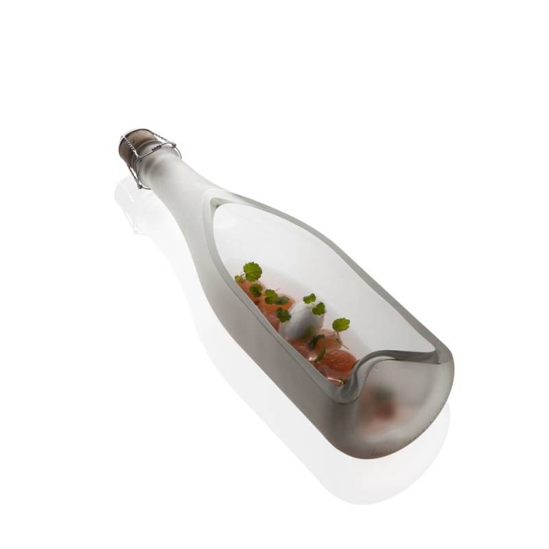 100% Chef frosted glass Champagne bottle plate 16.90 oz.