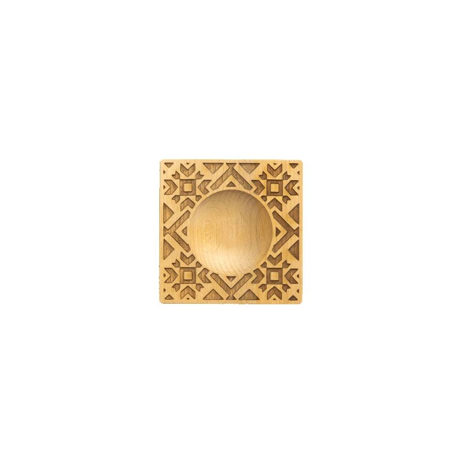 Beechwood square ravioli and tortelli mold Nordic decor 10x10 cm