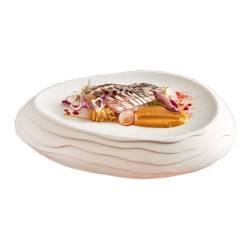 Earth drop flat plate in white porcelain 26x19x7 cm