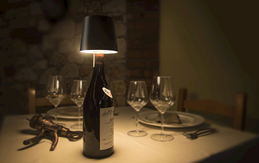 Waf: One Light lamp shade, sparkling wine glasses and glasses, the latest from the Veneto-based company